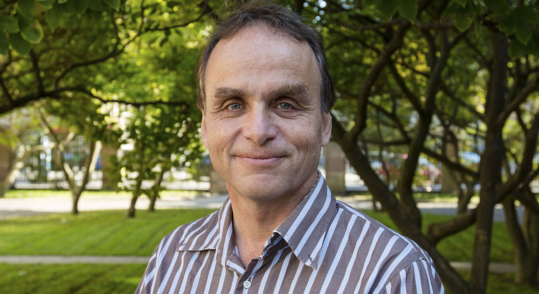 Kim is a professor of complex systems and biophysics at the Niels Bohr Institute. Kim is a professor of complex systems and biophysics at the Niels Bohr Institute.