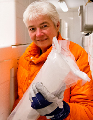 Dorthe Dahl-Jensen with an ice core