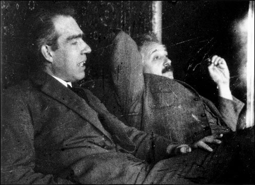 einstein_bohr.jpg?size=496x359