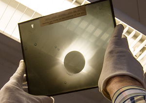 Glass plate showing the solar eclipse from 1919