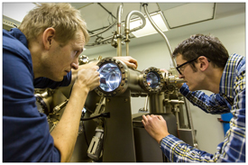 Thomas Sand Jespersen and Peter Krogstrup following the experiment