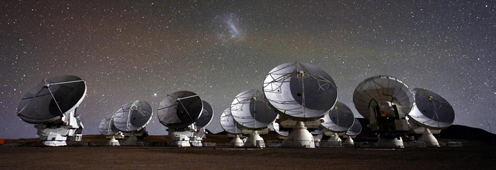 The Atacama Large Millimeter/submillimeter Array (ALMA)