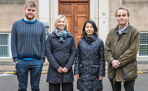 Physicist Rasmus Skytte Eriksen, NBI, molecular biologist Sine Lo Svenningsen, Department of Biology, and the physicist Namiko Mitarai and Kim Sneppen