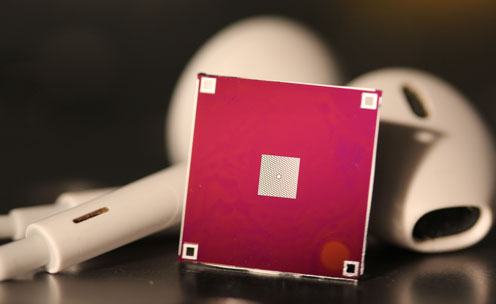 The central pad of a holey silicon nitride membrane