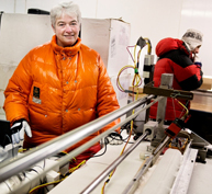 Dorthe Dahl-Jensen with ice core