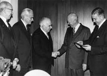 Niels Bohr