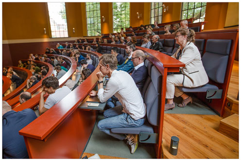 The opening in the Festauditorium